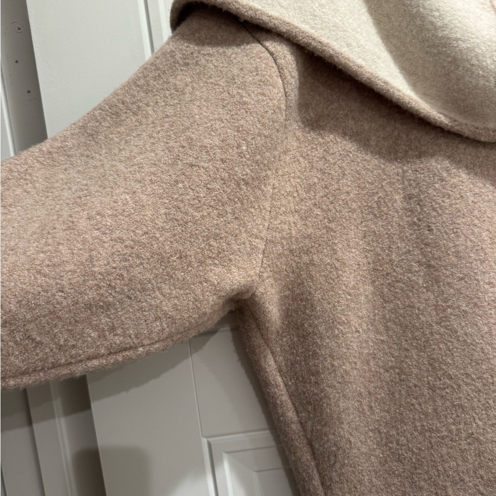 Anthropologie Cream and Tan Shrug Sweater with Oversized Fit - Picture 3 of 5